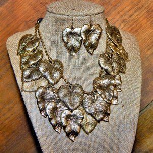 Eve's Cover Leaves Necklace & Earrings